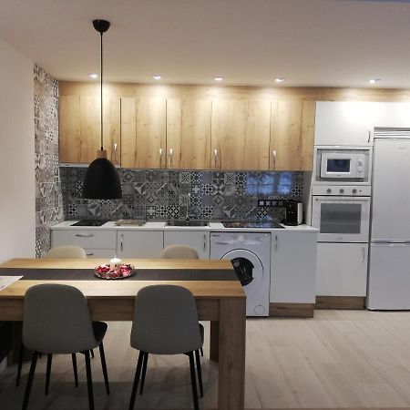 Apartamento Cinema Leilighet Oviedo Eksteriør bilde
